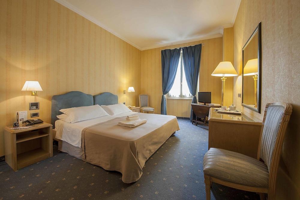Hotel Poledrini Фоліньо Екстер'єр фото