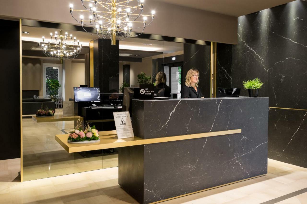 Hotel Poledrini Фоліньо Екстер'єр фото